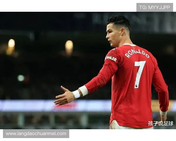 足球激情澎湃 世界顶级赛事与球员背后的故事与荣耀