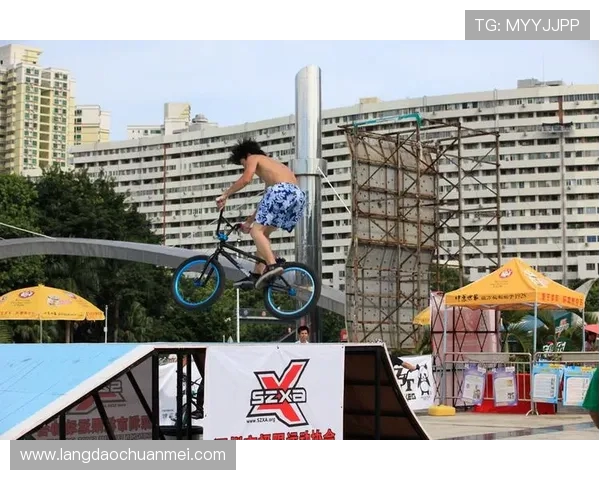 深圳滑板队在极限运动会中的灵活性表现引发热议与赞赏