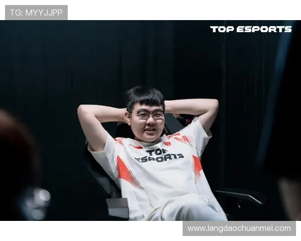 赛后复盘TES与LNG对决中的战术较量与团队协作分析