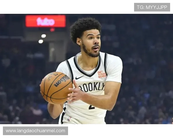 卡梅隆约翰逊的崛起之路与篮球生涯的精彩瞬间分析 卡梅隆约翰逊的崛起之路与篮球生涯的精彩瞬间分析